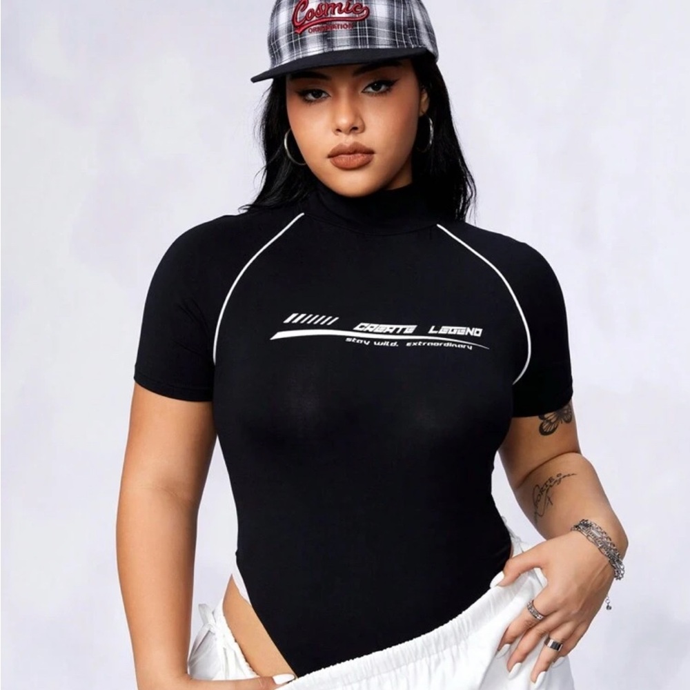 SHEIN Black and White Fitted Bodysuit